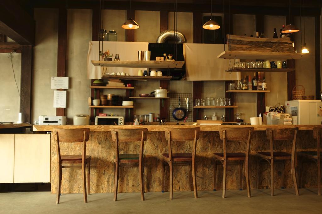 Hostel&Bar Camosiba Йокоте Экстерьер фото